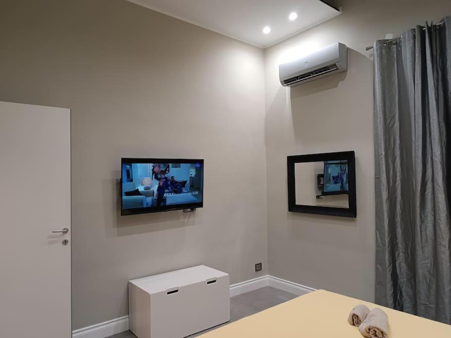 Ba Luigi Apartment Bari Exterior photo
